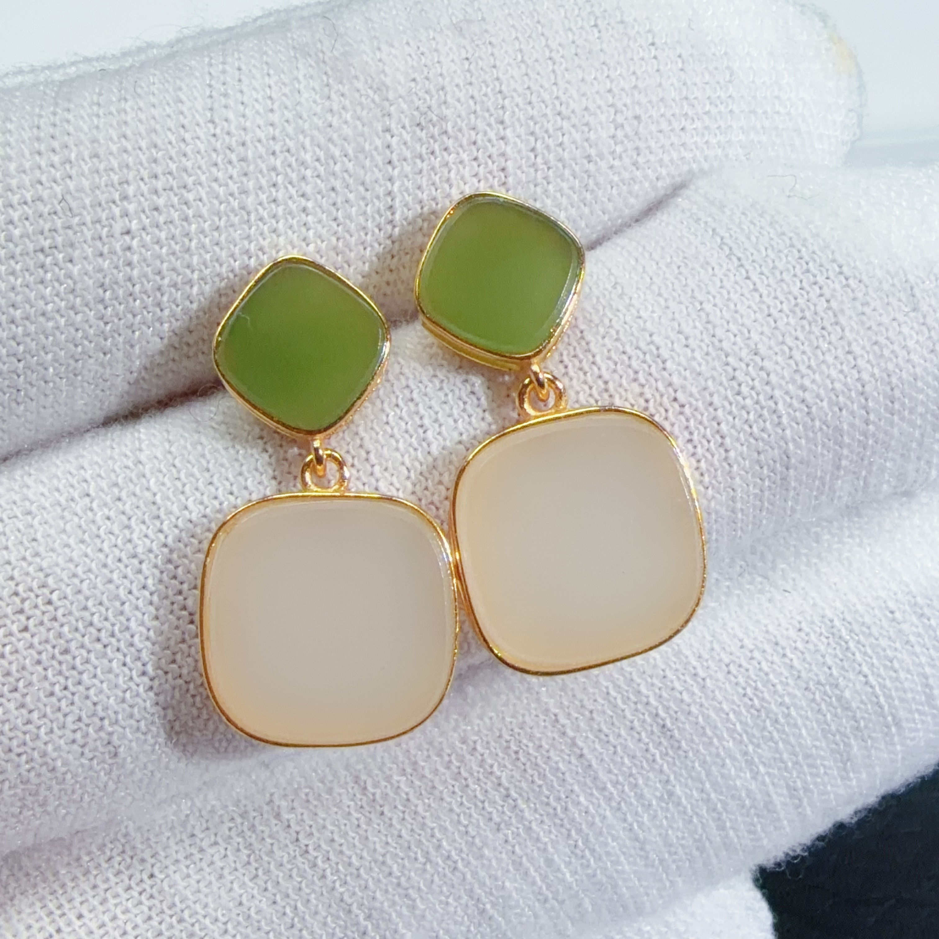 【伟伟鉴定】和田玉碧玉 藕粉 银镶 方 耳钉 21×11×2.8 时尚小精品