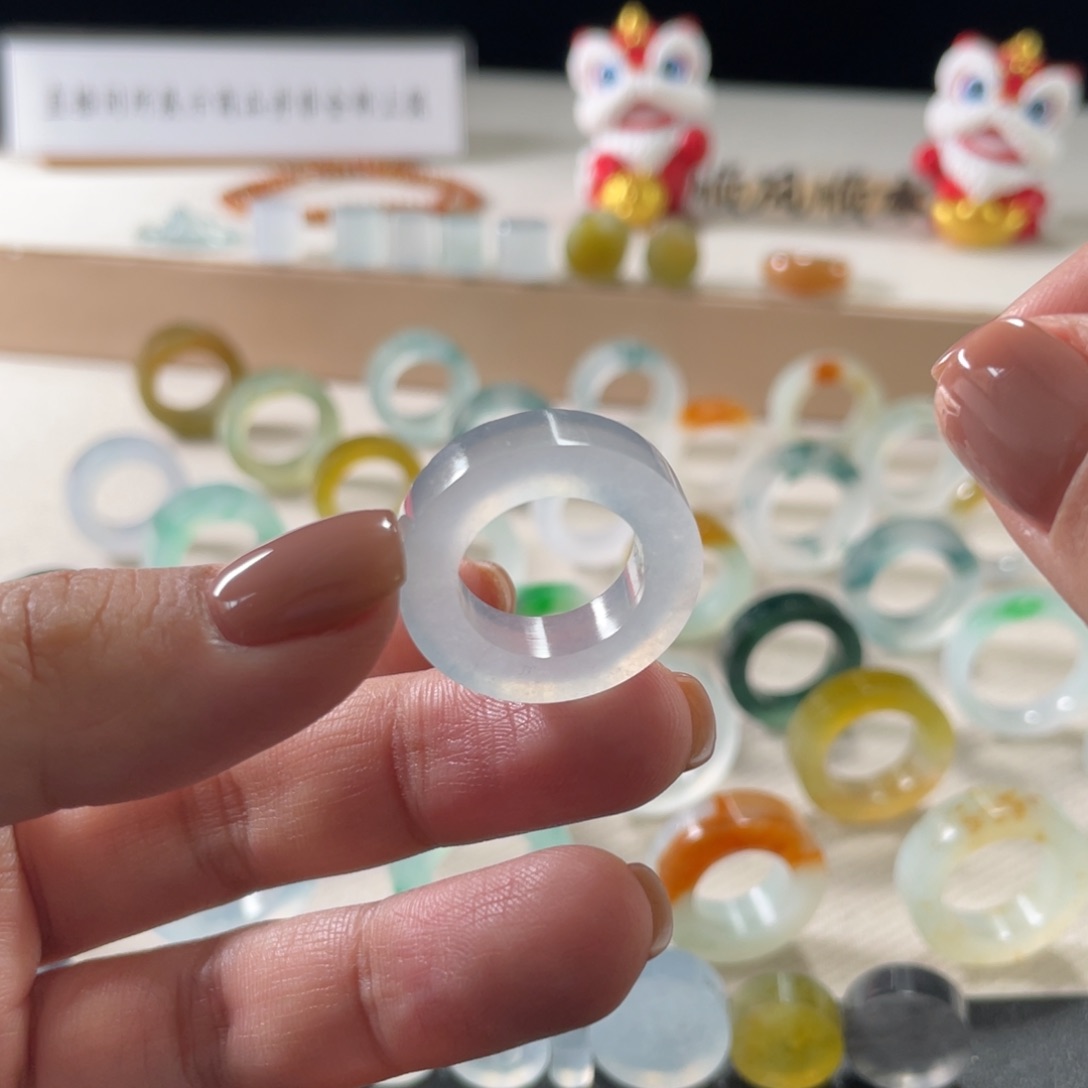 定制翡翠未镶嵌冰川蓝