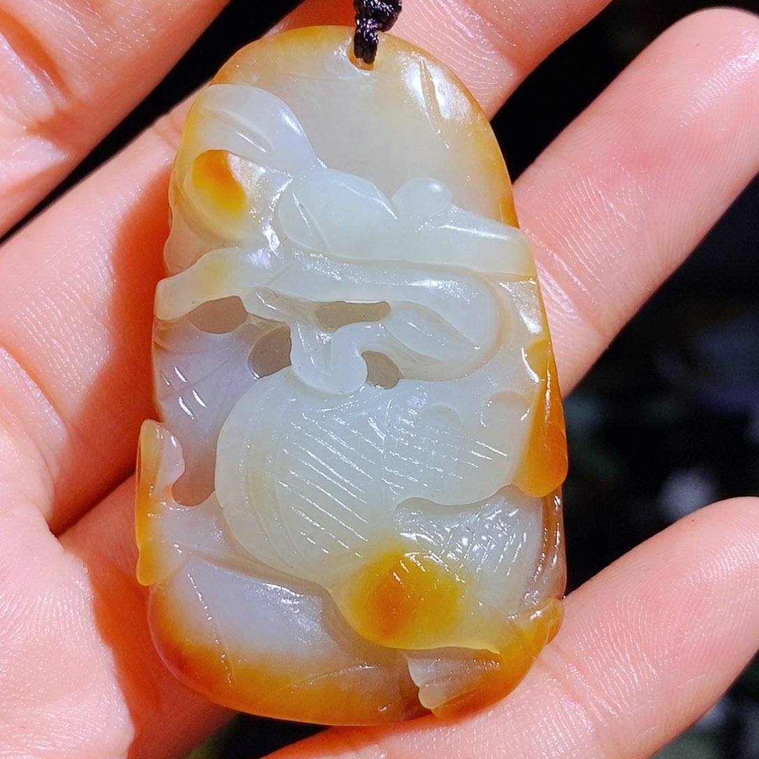 和田玉颈饰未镶嵌