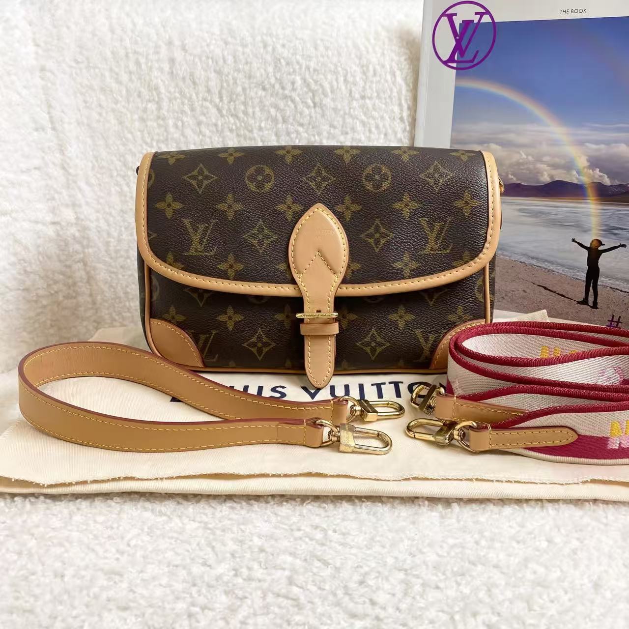 99新 LouisVuitton/路易威登 法棍包/56574744/12期免息/代卖服务