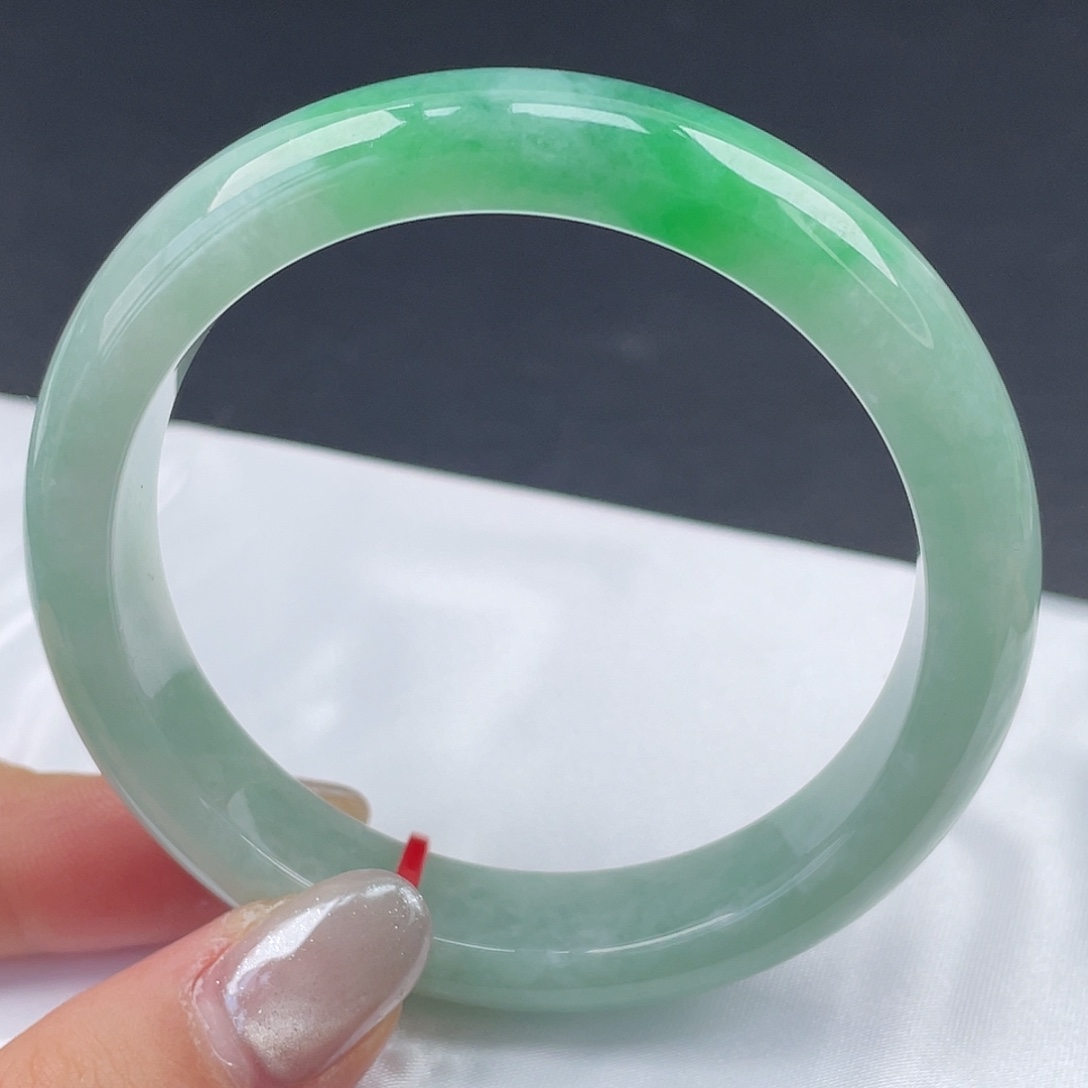 翡翠未镶嵌手镯57圈口