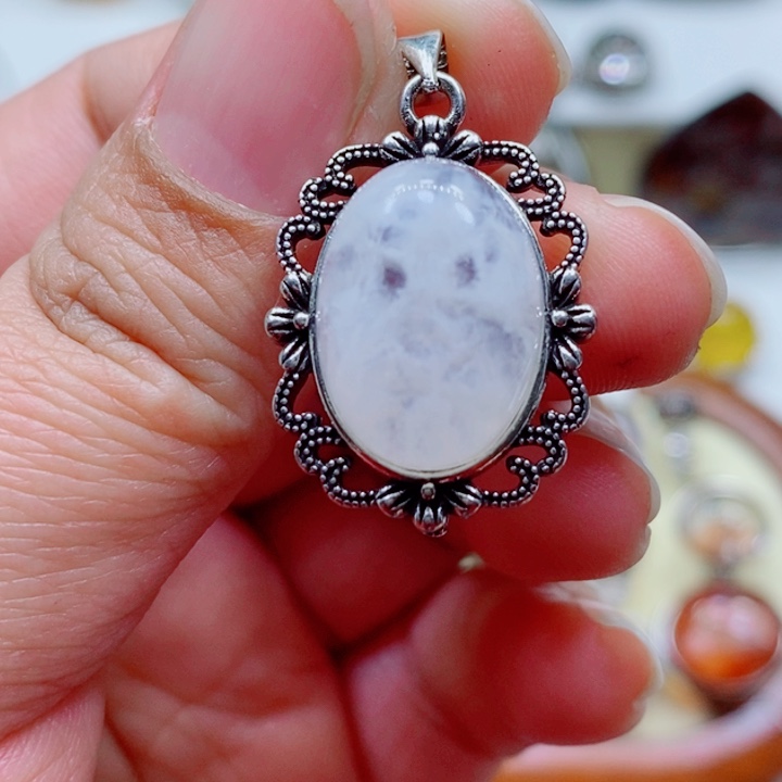 紫晶颈饰未镶嵌水晶