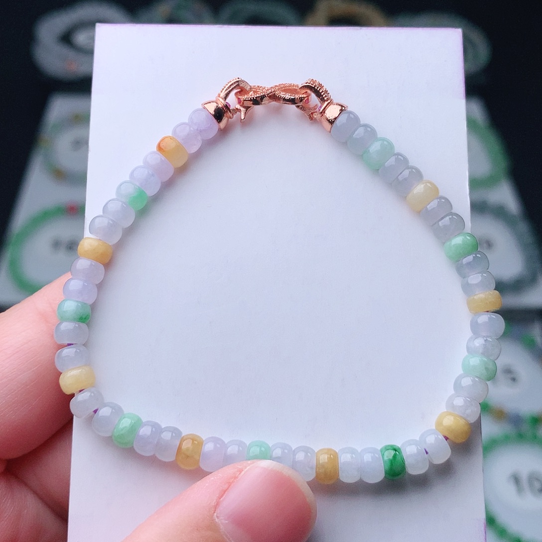 翡翠手串未镶嵌翡翠