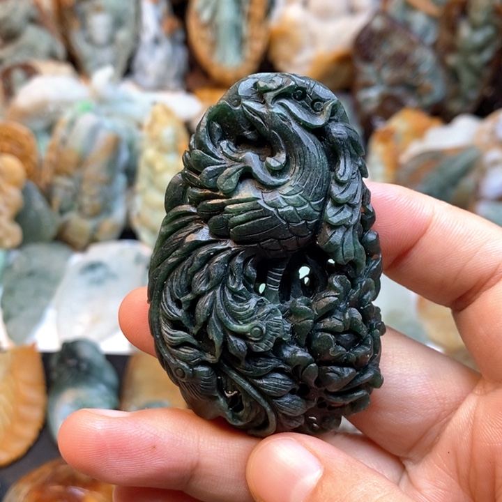 定制翡翠未镶嵌特色a货翡翠