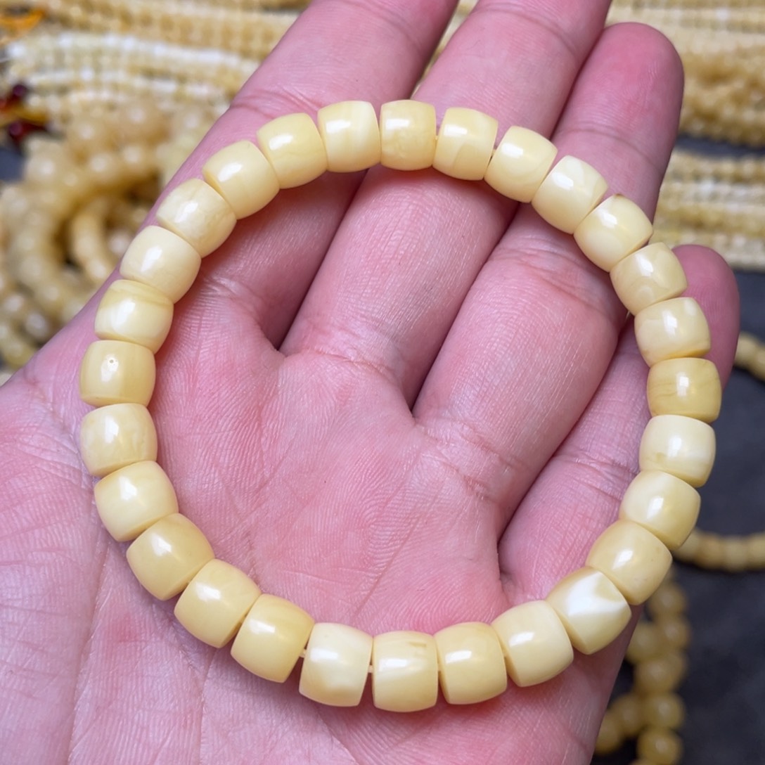 蜜蜡裸石未镶嵌蜜蜡手串8.3mm