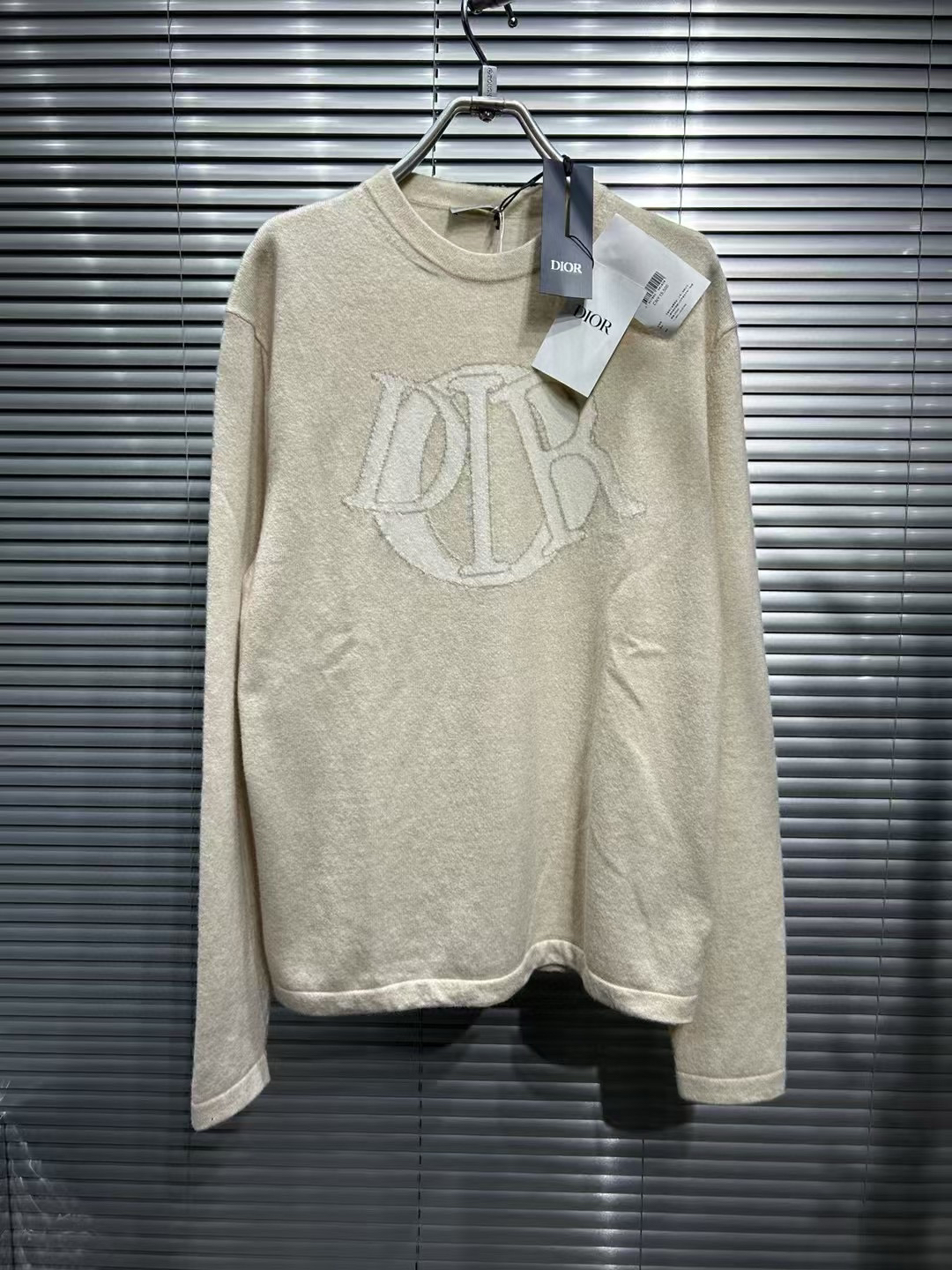 未使用 DIOR/迪奥 25ss刺绣字母羊绒针织款毛衣/m码
