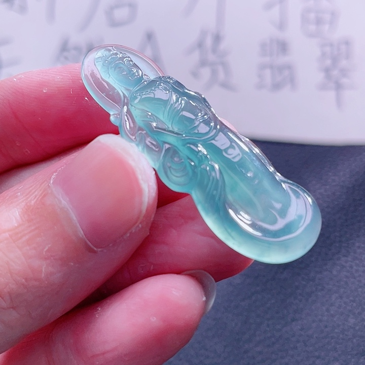 翡翠颈饰未镶嵌99999999