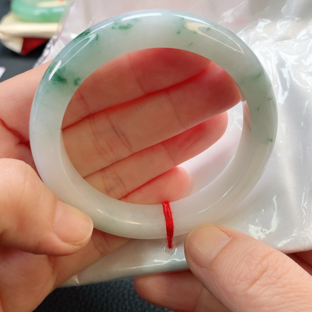 翡翠手镯未镶嵌54正