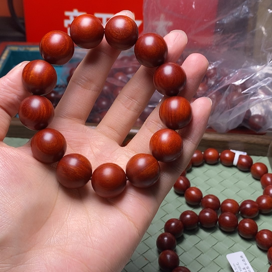 檀香紫檀（小叶紫檀）1.8泥料