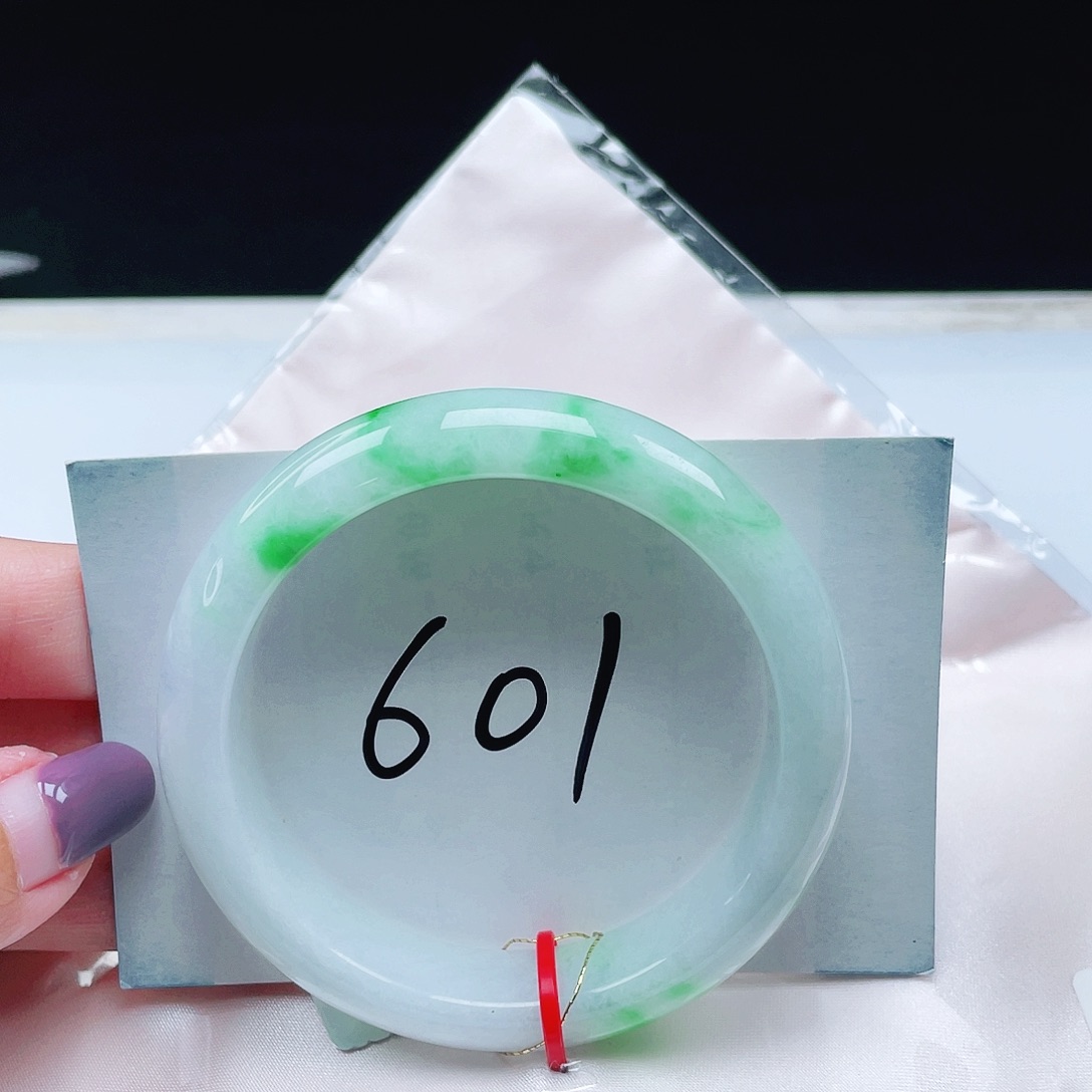 翡翠未镶嵌手镯缅甸翡翠54+