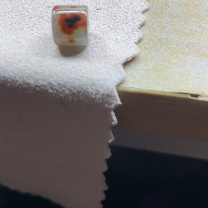 翡翠颈饰未镶嵌吊坠