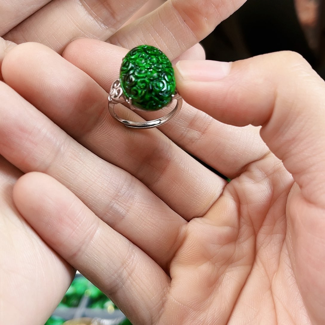 翡翠戒指银S925镶嵌戒指