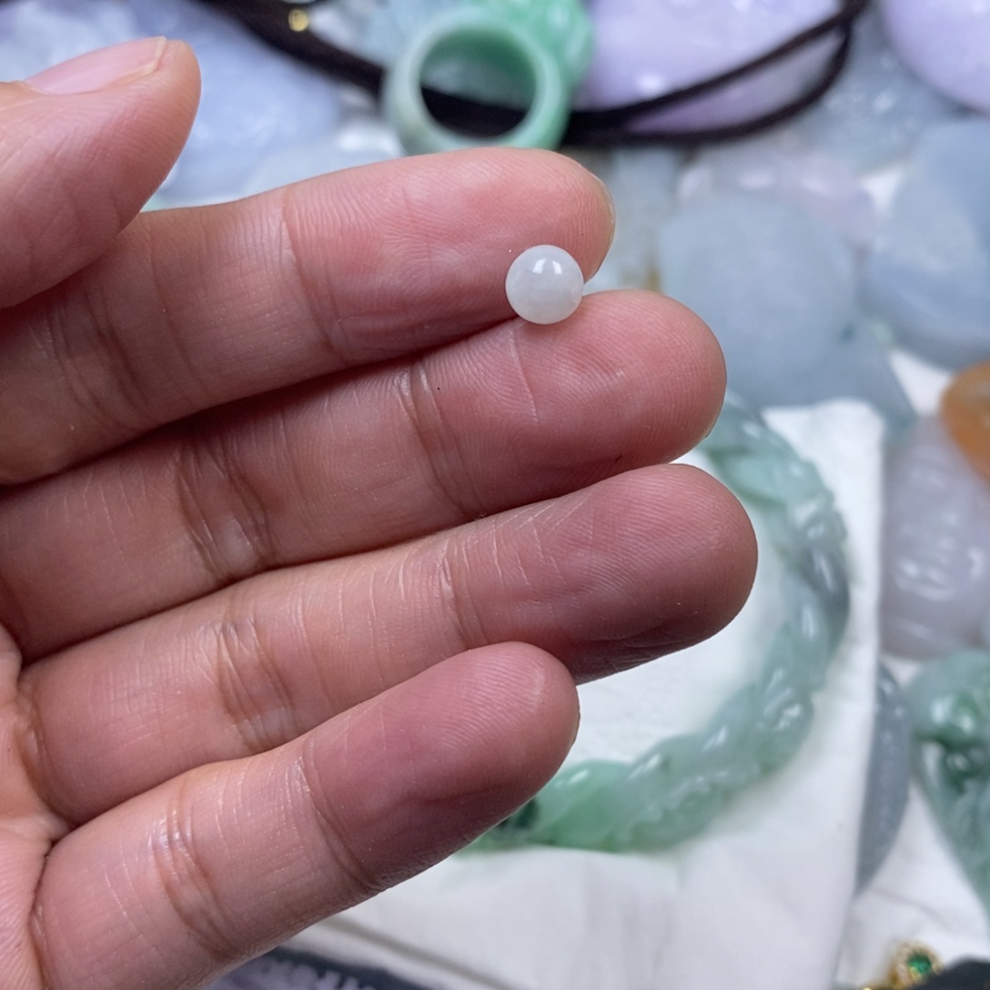 颈饰未镶嵌翡翠仙*来翡翠