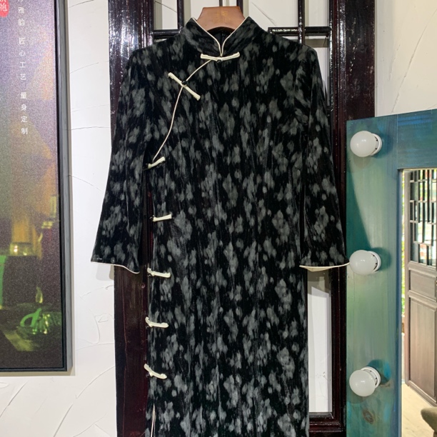 中国风印染滚边网红冬季旗袍植物花卉长款复古旗袍