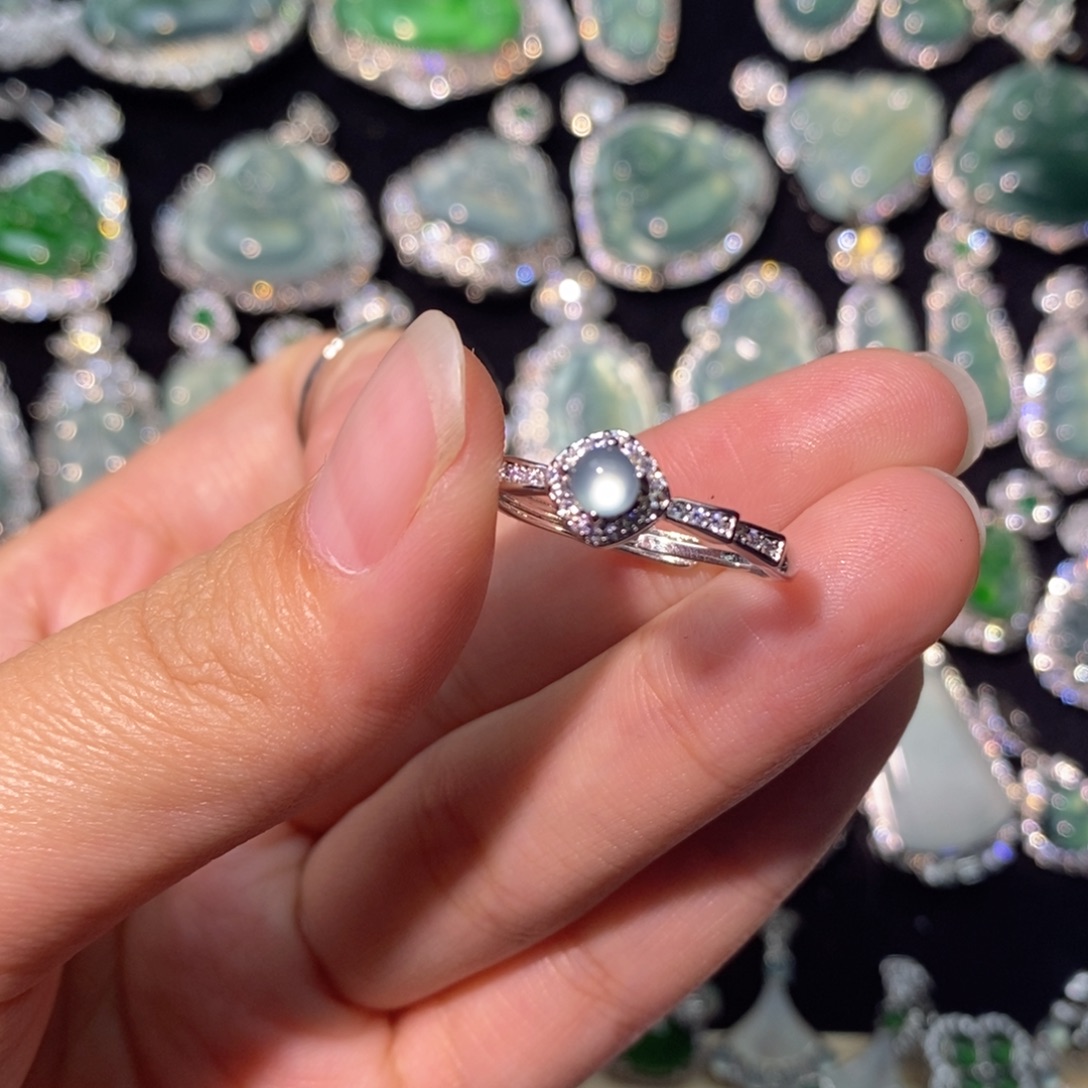 翡翠未镶嵌颈饰天然