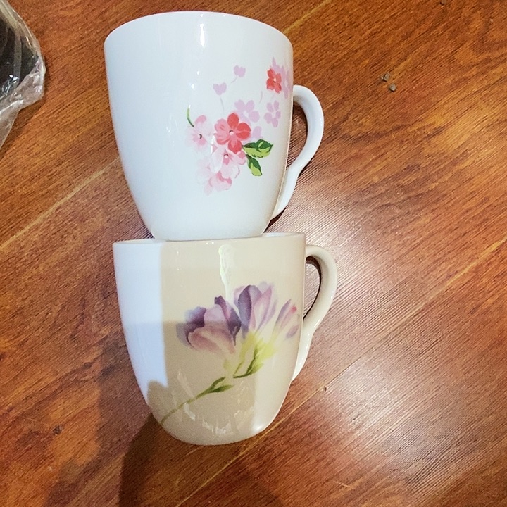 莲***姐骨质瓷库存产品杯子
