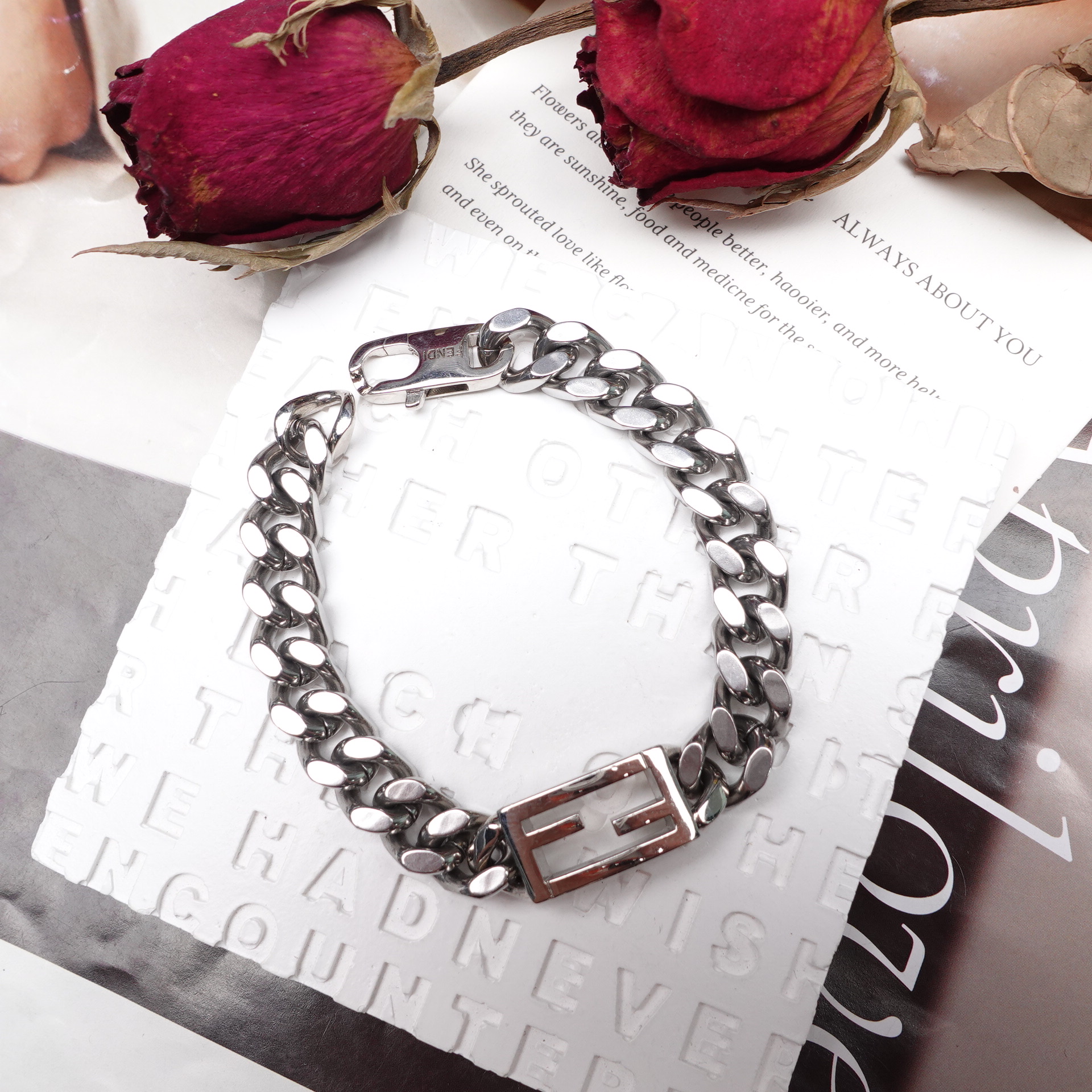 99新 FENDI/芬迪 手链 /T10229728