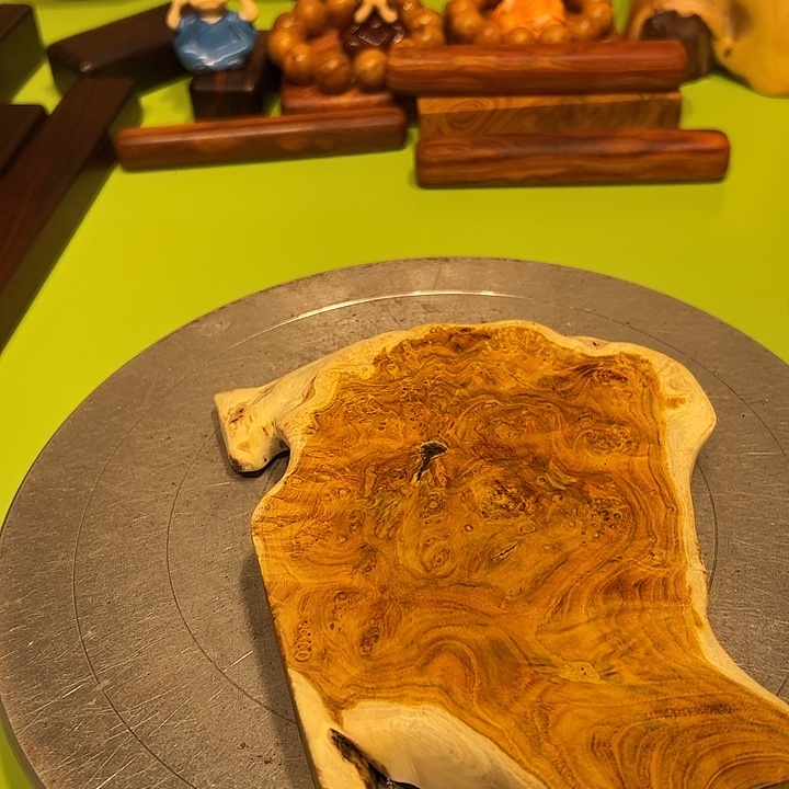 用***6端景台紫檀木类檀香