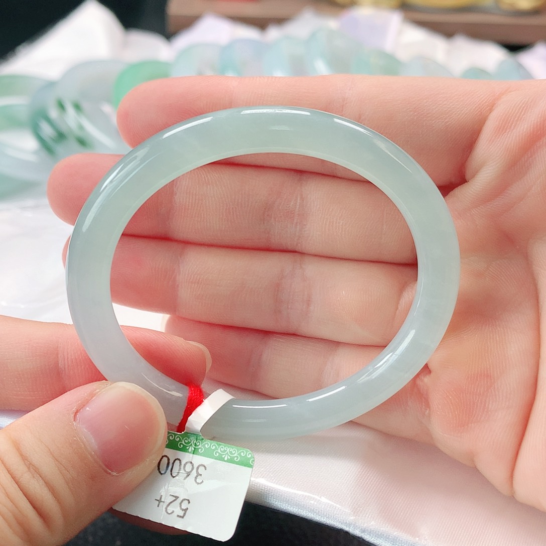 未镶嵌手镯翡翠缅甸A货翡翠手镯贵妃