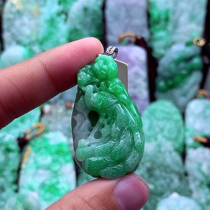 天然翡翠A货凤凰