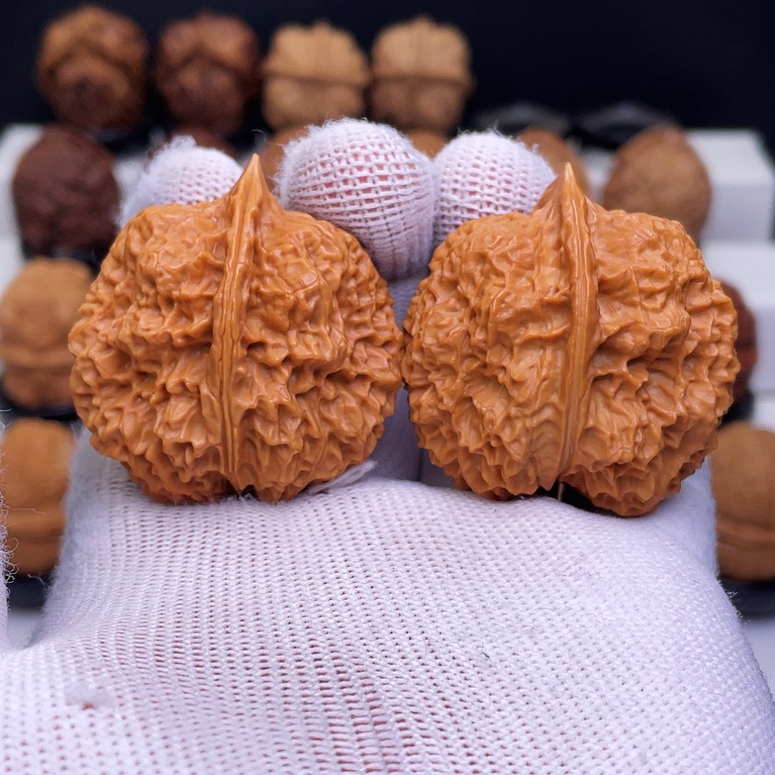 文玩核桃吊坠麒麟蟾王42尺