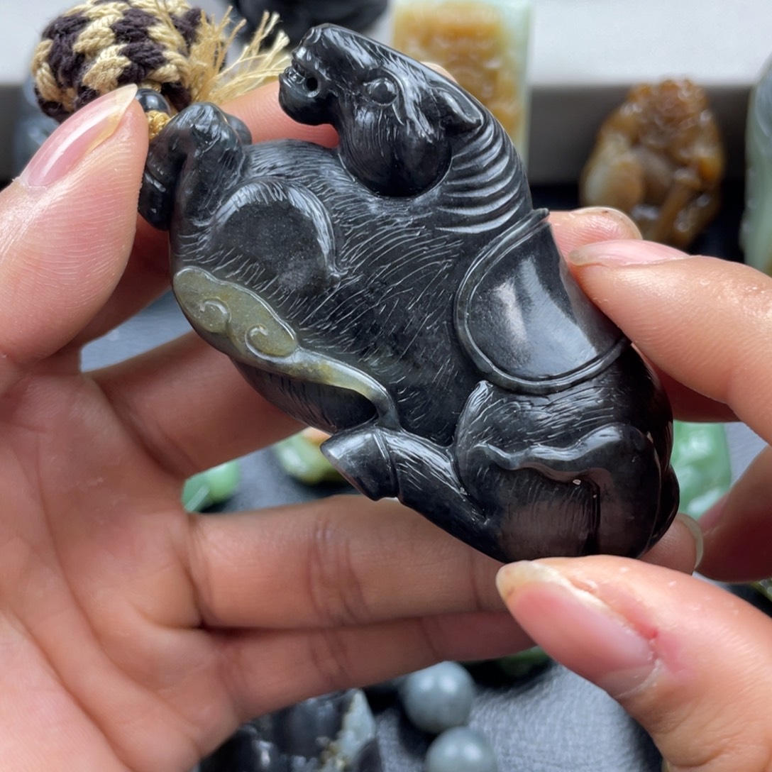 和田玉未镶嵌挂件