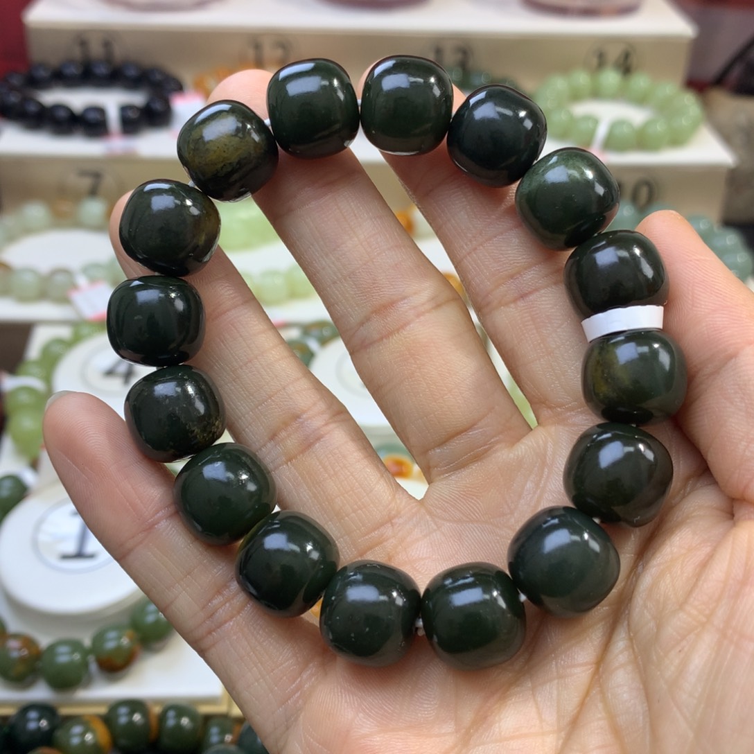 和田玉未镶嵌手链