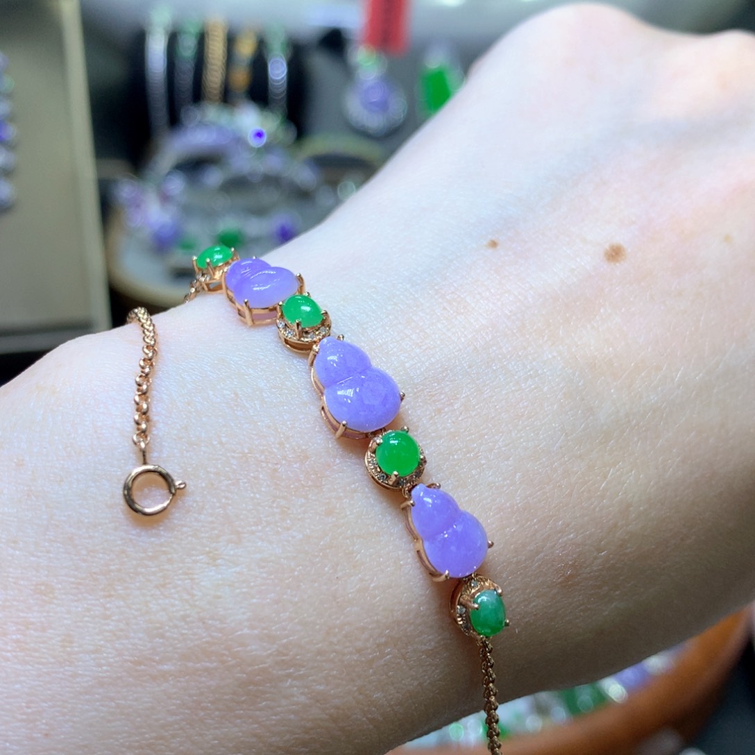 【闪购商品】翡翠颈饰18K金镶嵌翡翠吊坠项链