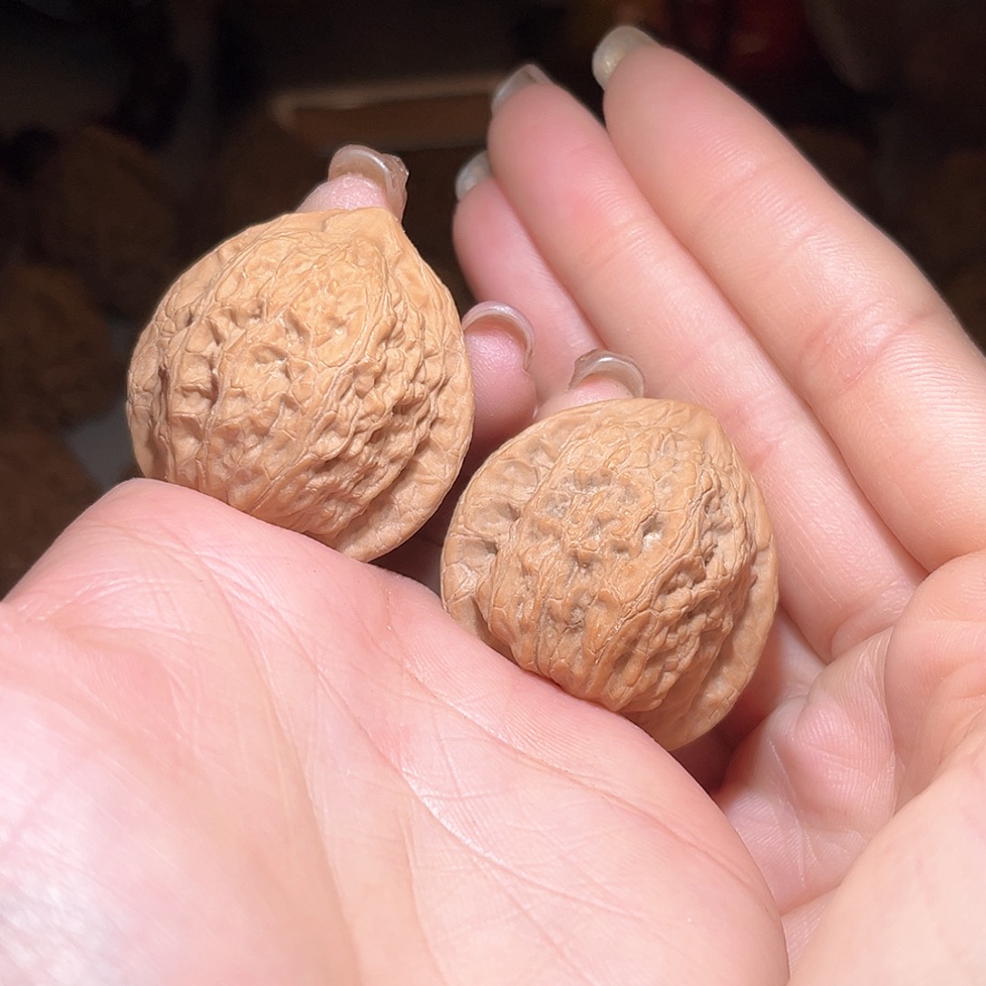 桃核把件催开37全品