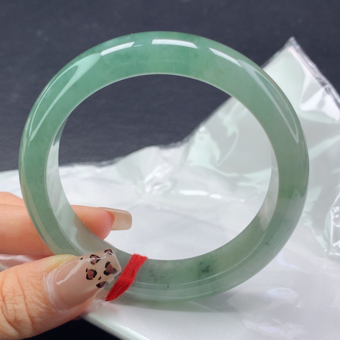 翡翠手镯未镶嵌（32号）（小轮胎）