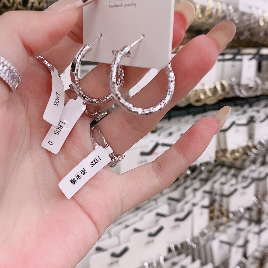 锆石铜合金合金银色