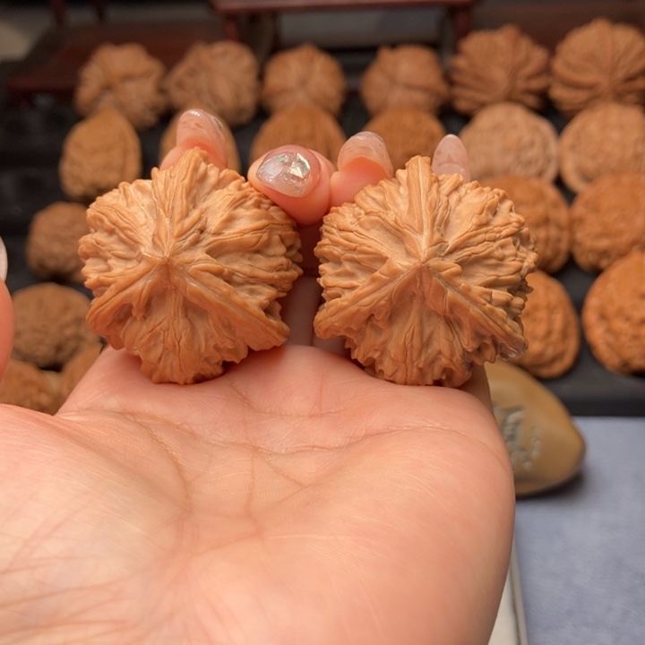 文玩核桃把件御龙粗筋36