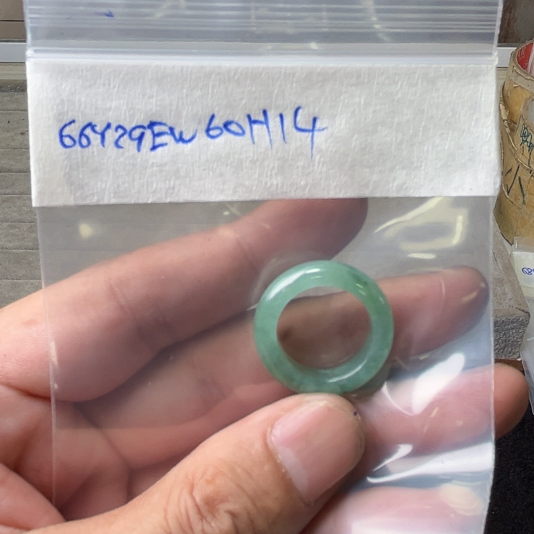 定制翡翠未镶嵌一*呀