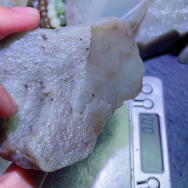 和田玉未镶嵌珠宝半成品