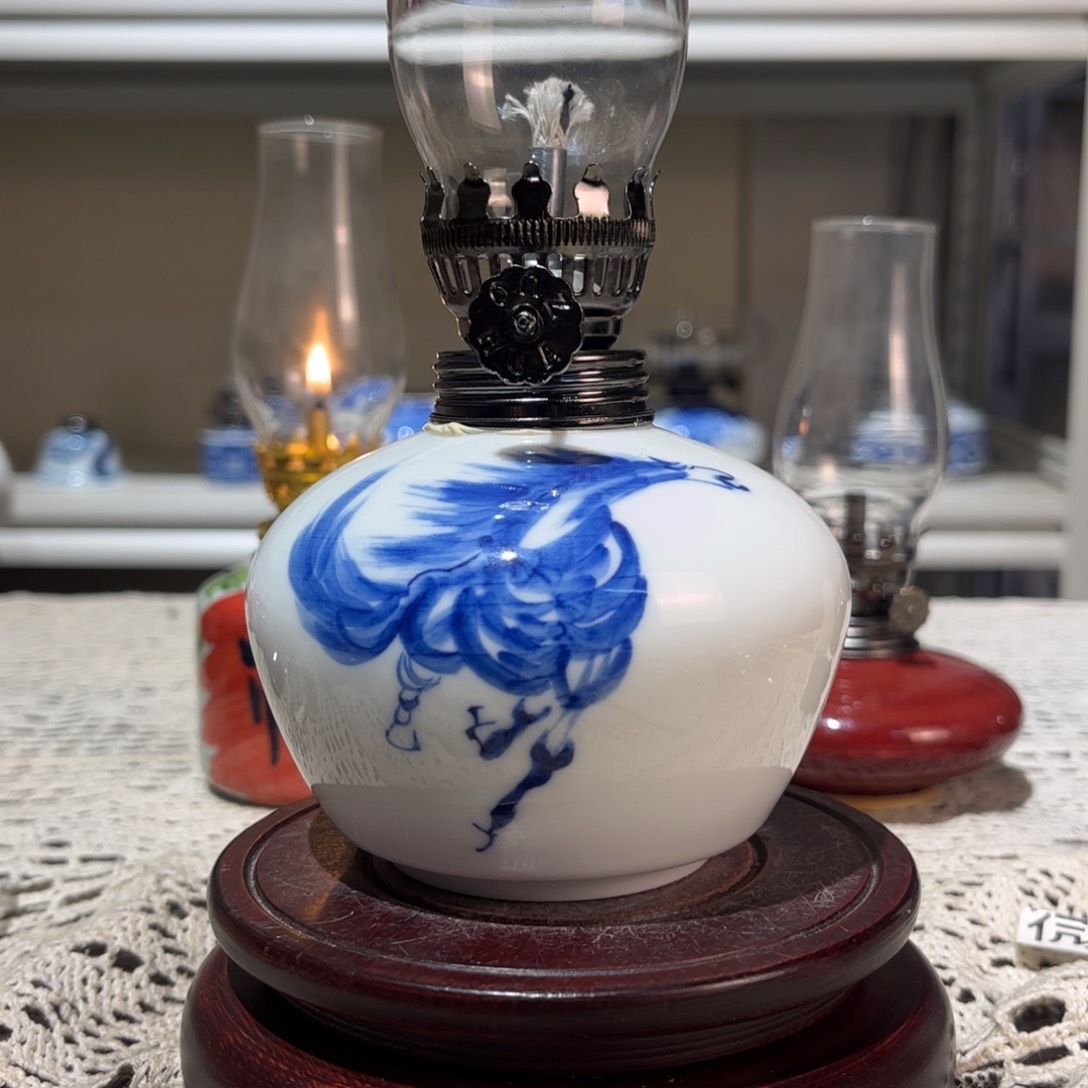 摆件景德镇陶瓷香薰灯