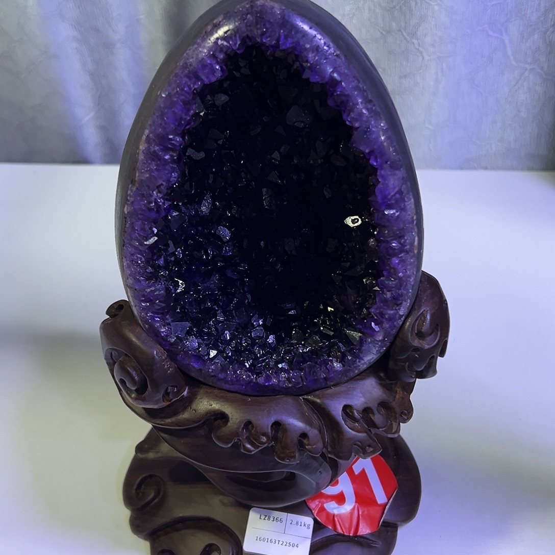 紫晶未镶嵌大型摆件（非配饰）