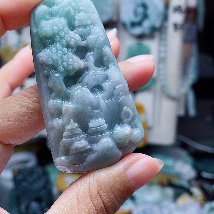 翡翠未镶嵌颈饰翡翠