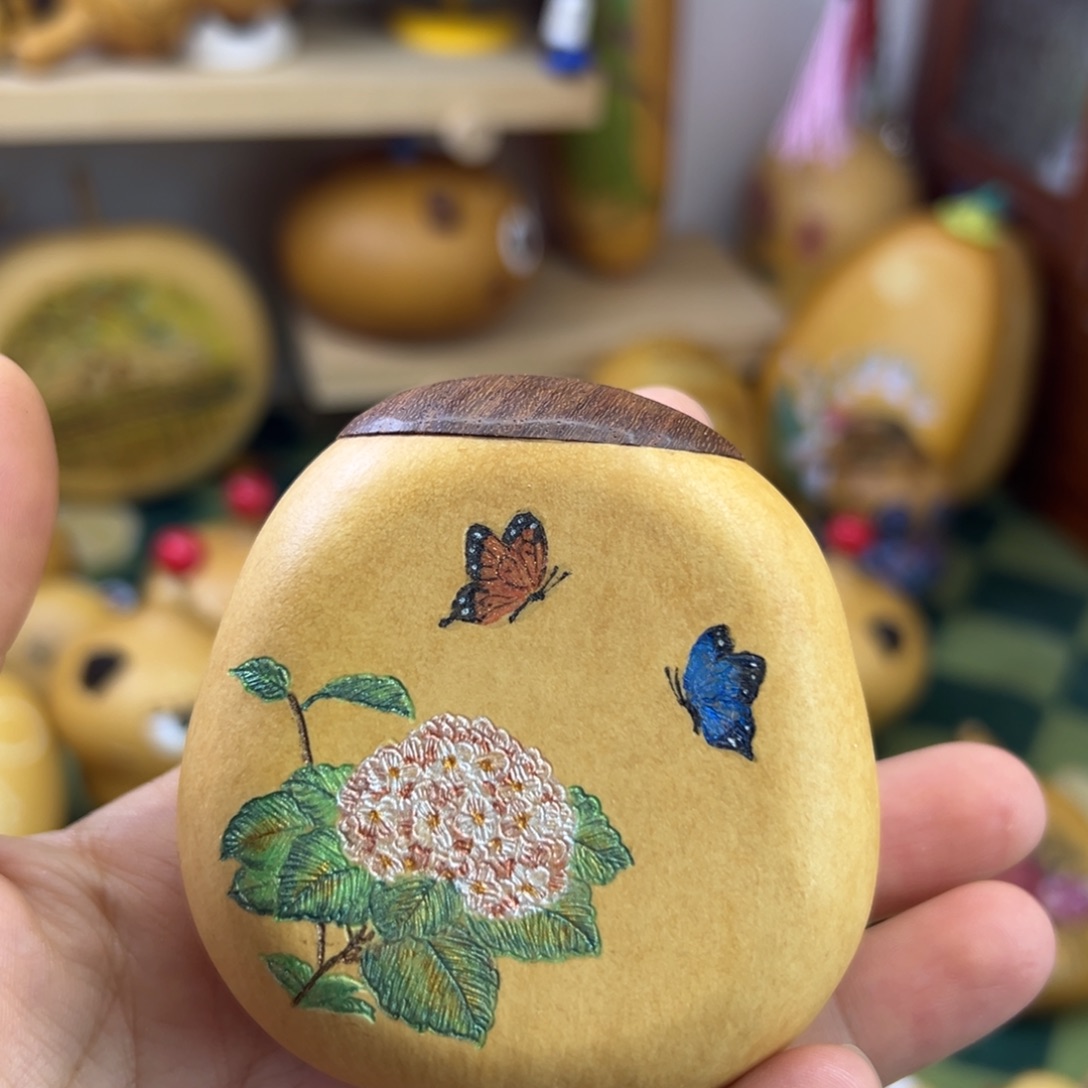 葫芦刺绣绣球花蝴蝶