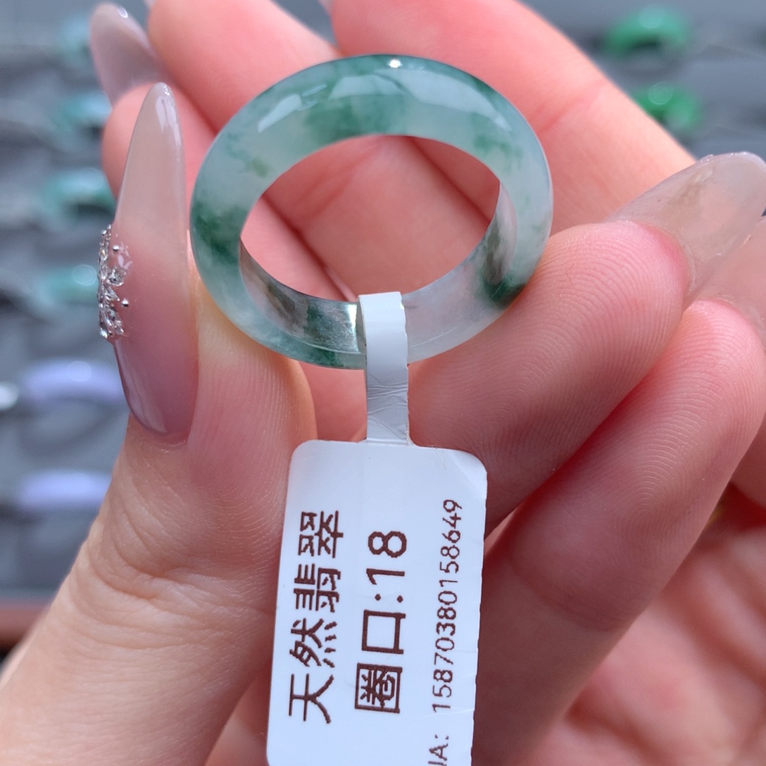 翡翠戒指未镶嵌天然
