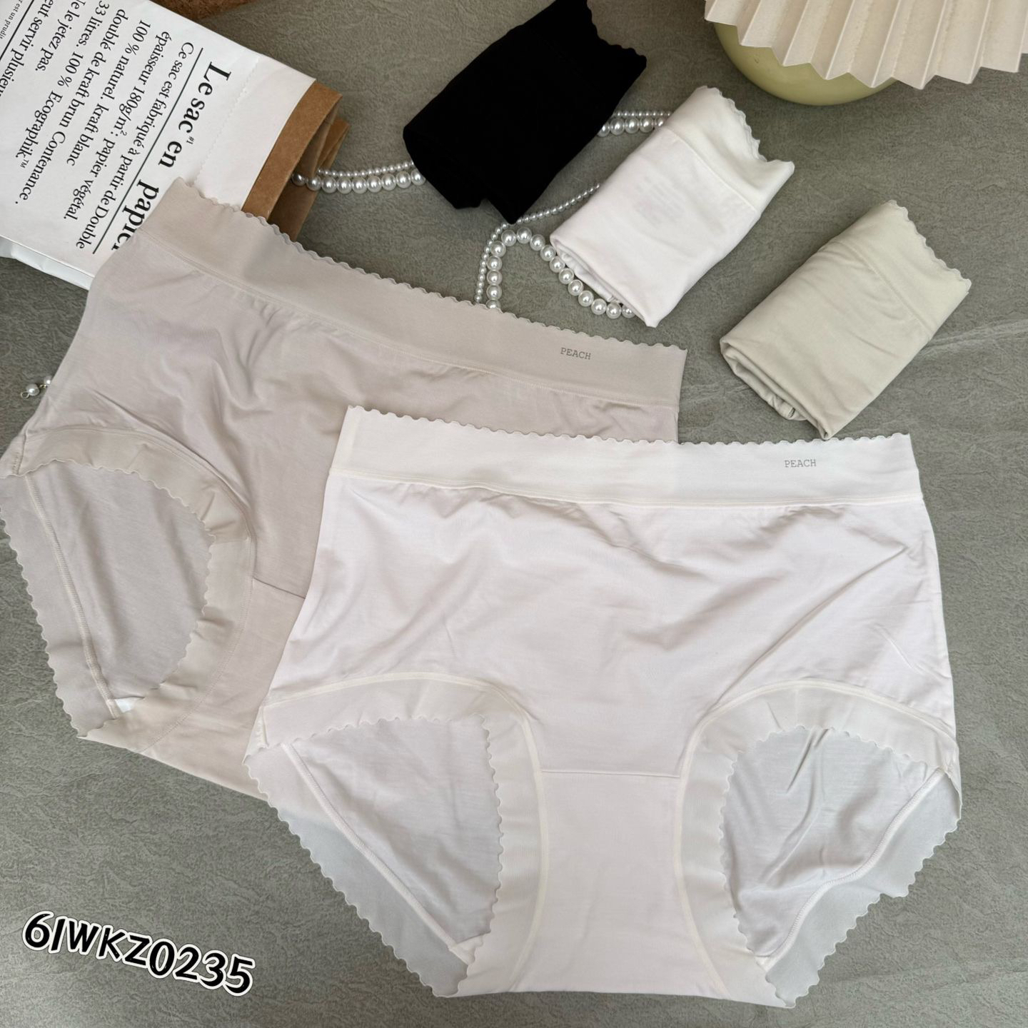 抹茶麦麦 新款中腰莫代尔透气亲肤无痕包臀女士三角内裤不夹臀