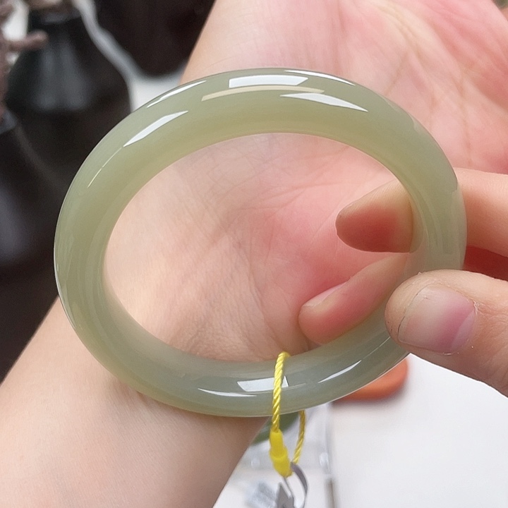 和田玉手镯5657未镶嵌