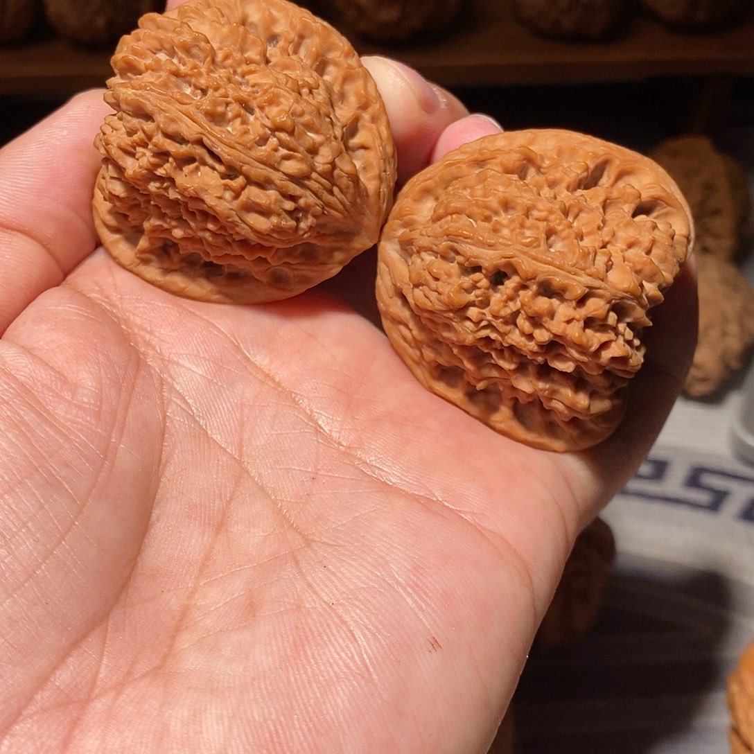 文玩核桃把件201南将石收藏级毕业拉丝纹老树南将石