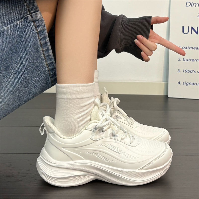 回力栀子白色皮面轻便运动鞋新款软底跑步鞋学生网面老爹鞋登山鞋