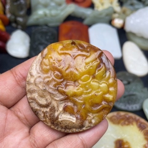 蛇纹石玉颈饰未镶嵌49