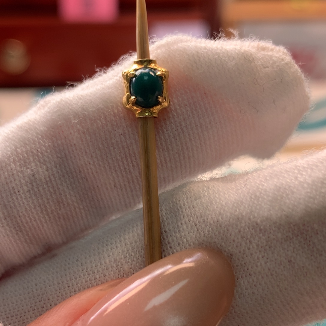 绿松石18K金镶嵌配饰