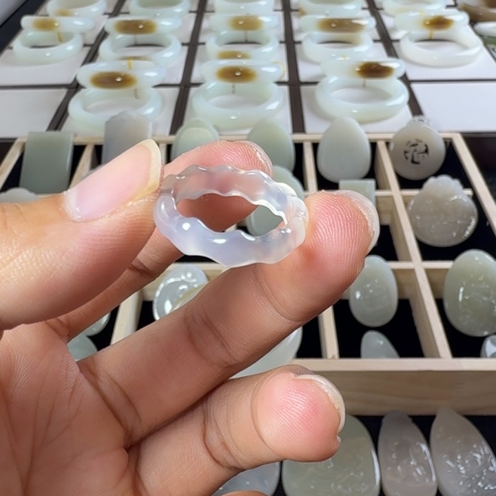 深****玛瑙/玉髓戒指未镶嵌