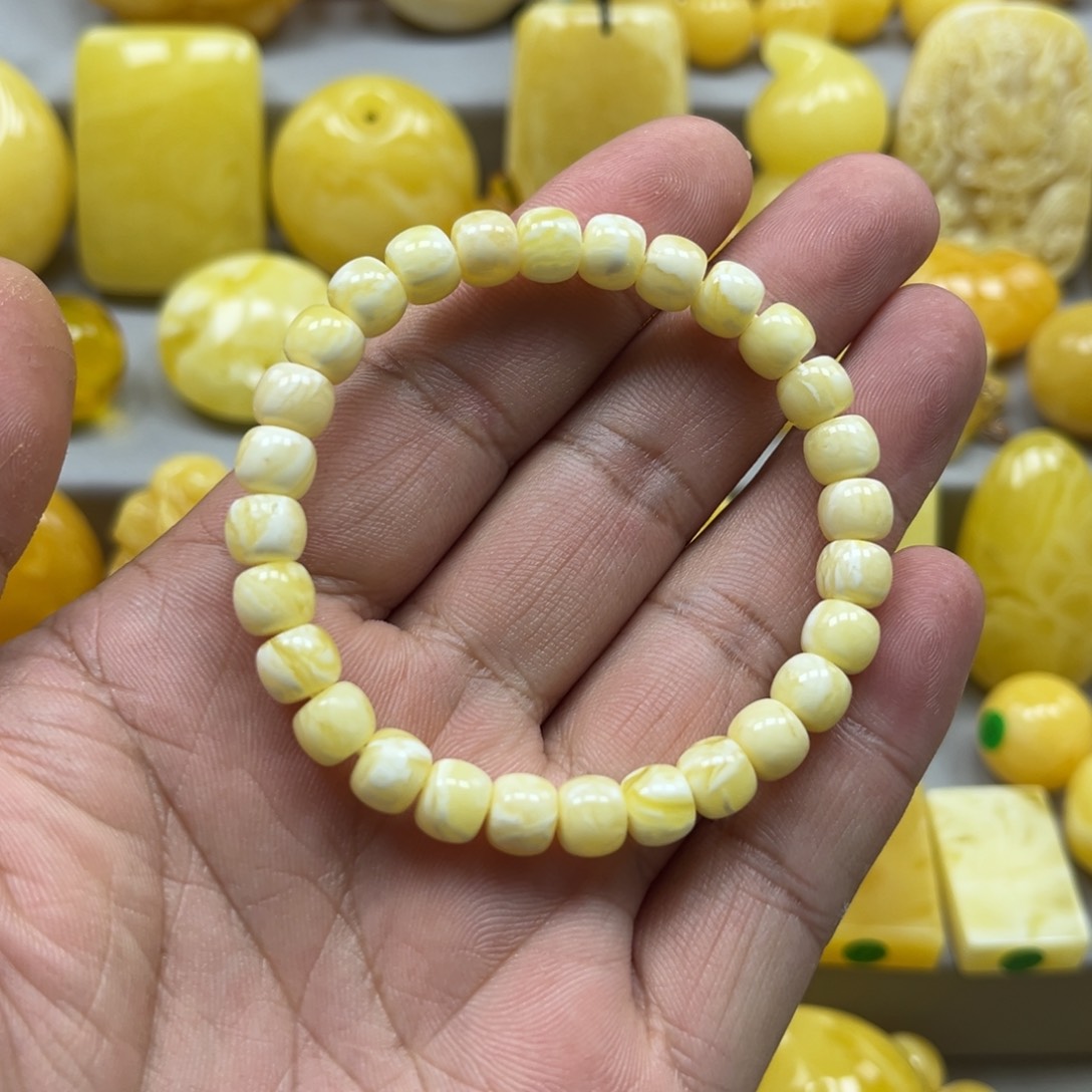 蜜蜡珠宝奇石未镶嵌