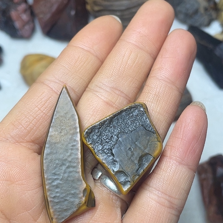 献***南石材戈壁牧民美石原石