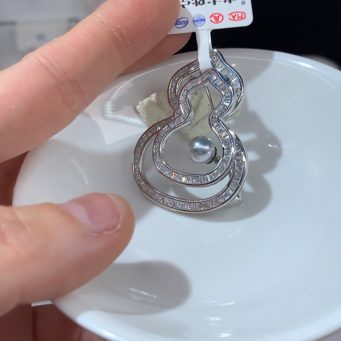 光***谁银S925镶嵌海水珍珠胸针