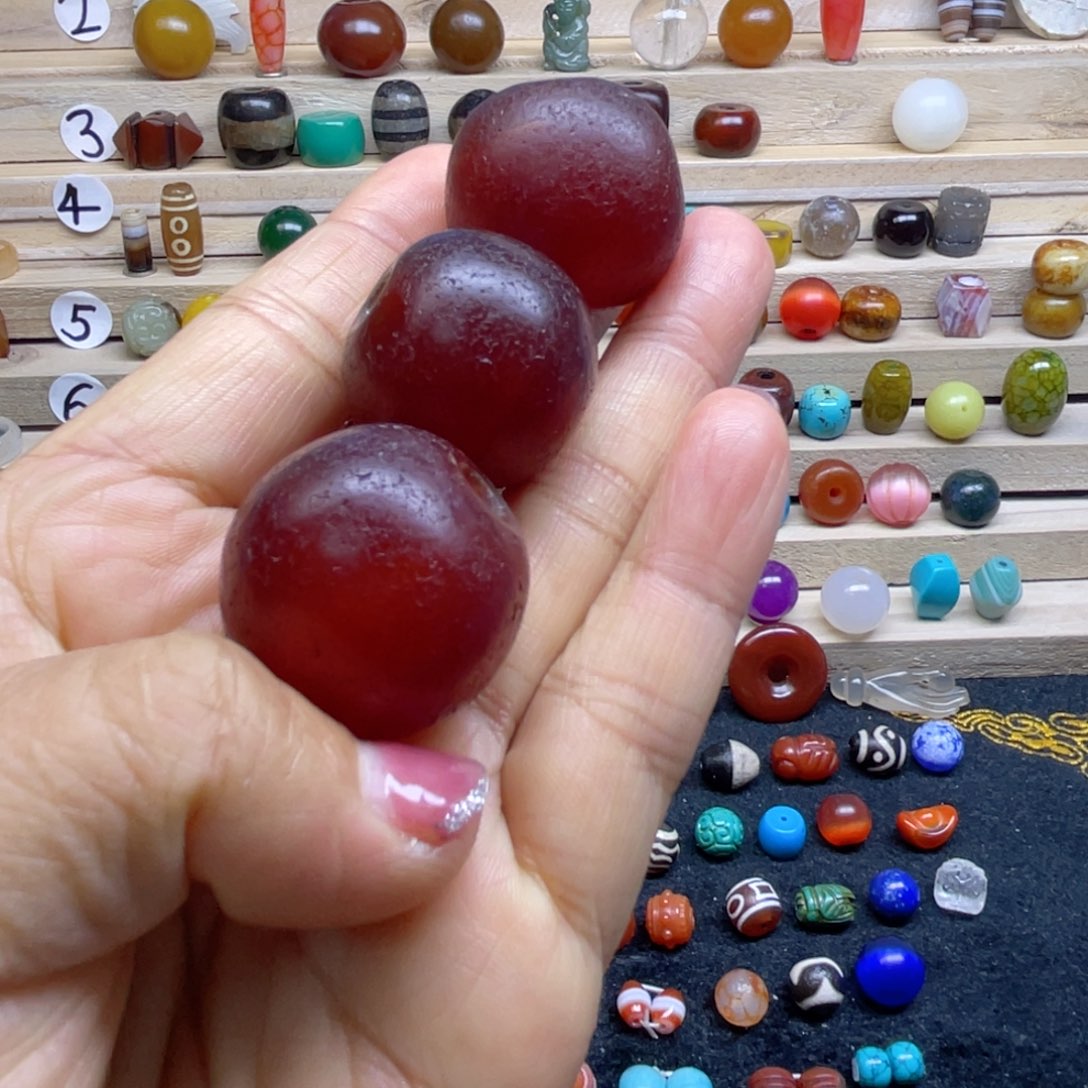 合金颈饰玛瑙/玉髓瑞